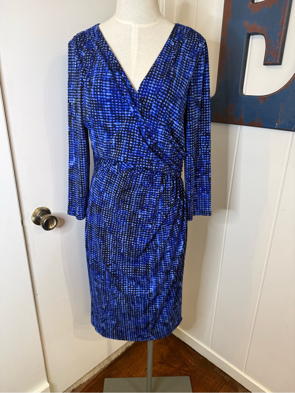 Lauren Ralph Lauren Blue Printed Wrap Dress with long sleeves SZ 12